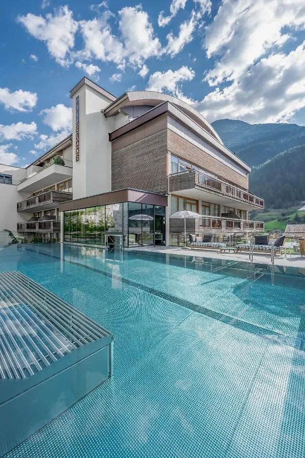 Bergland Design- Und Wellnesshotel Sölden