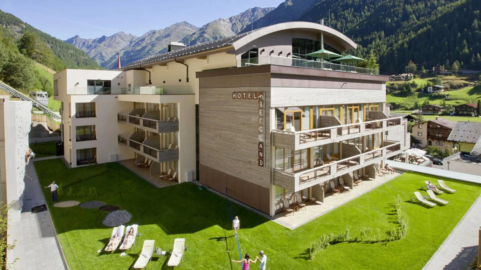 Hotel Bergland Design- Und Wellnesshotel Sölden
