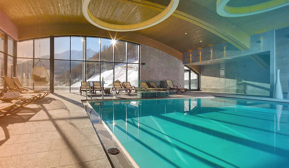 Hotel Bergland Design- Und Wellnesshotel Solden